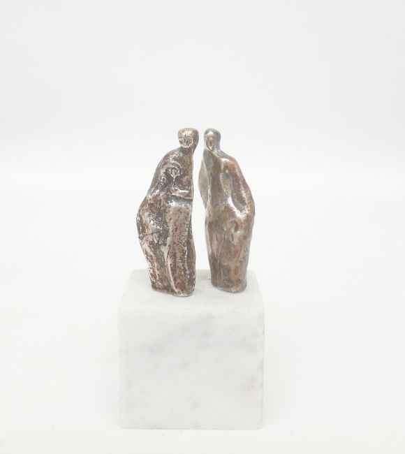 MARINA VAN DER KOOI  Zilveren paar  zilver  met steentje cm. 500 00  1 4700