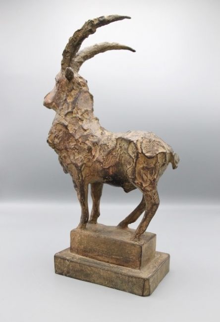 panthaleon steenbok  brons x10x20 cm 1650 00 .jpg  2  783